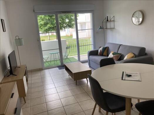 Appartement à louer 643 € 2 pièces 1 chambre 43,3 m² RDC Marennes-Hiers-Brouage 17320