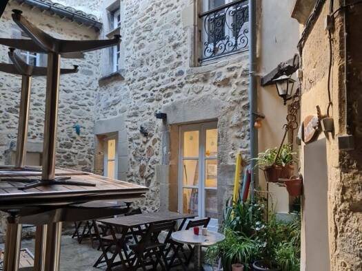 Immeuble à vendre 349 000 € 165 m² Grignan 26230