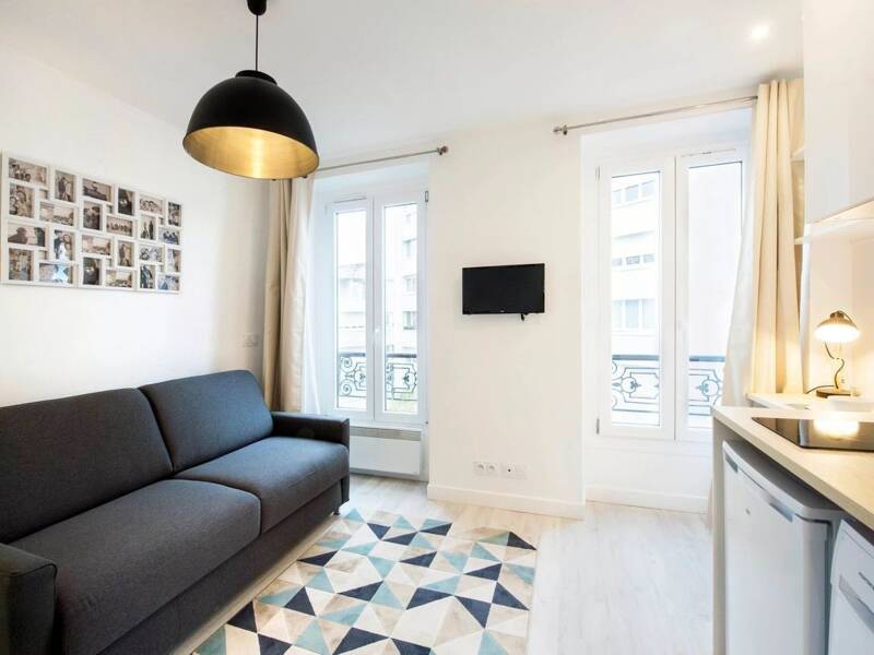 Maison à louer, 14m², PARIS 18E