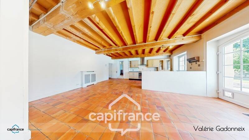 Maison à vendre, 223m², GENSAC LA PALLUE