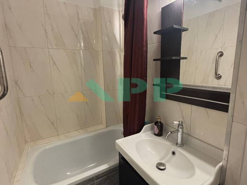 Maison à louer, 26m², PARIS 11E