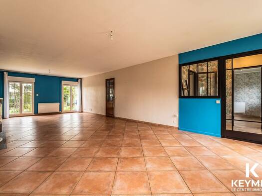 Maison à vendre 339 900 € 7 pièces 4 chambres 134 m² 498 m² de terrain Le Mesnil-en-Thelle 60530