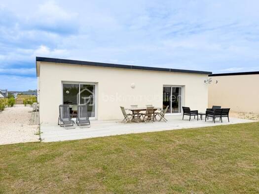 Maison de plain-pied à vendre 285 000 € 4 pièces 2 chambres 75 m² 455 m² de terrain Ploudalmézeau 29830