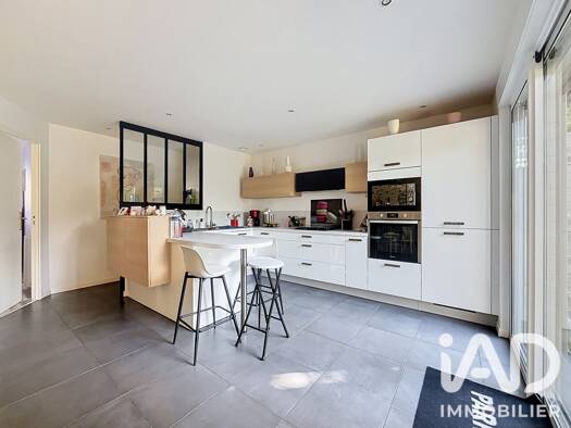 Maison de plain-pied à vendre 355 000 € 4 pièces 3 chambres 99 m² 336 m² de terrain Pont Rompu-Orions Tourcoing 59200