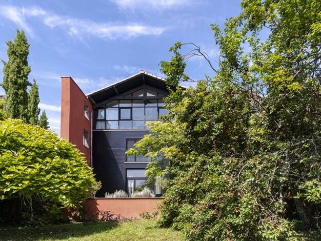 Maison de ville à vendre 898 000 € 9 pièces 5 chambres 300 m² 2 600 m² de terrain Est Village Châtel-Guyon 63140