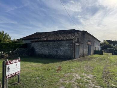 Maison à vendre 101 650 € 4 pièces 2 chambres 70 m² 1 505 m² de terrain St Philippe du Seignal 33220