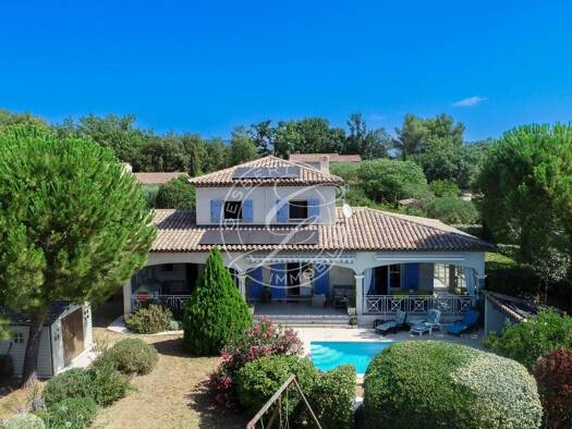 Maison à vendre 484 000 € 4 pièces 3 chambres 102 m² 1 200 m² de terrain Flayosc 83780
