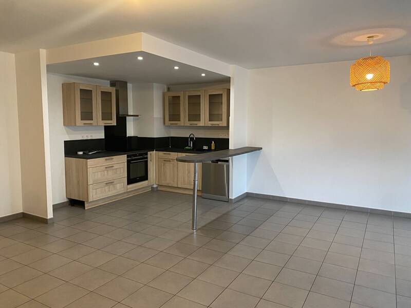 Maison à louer, 86m², NEUVES MAISONS