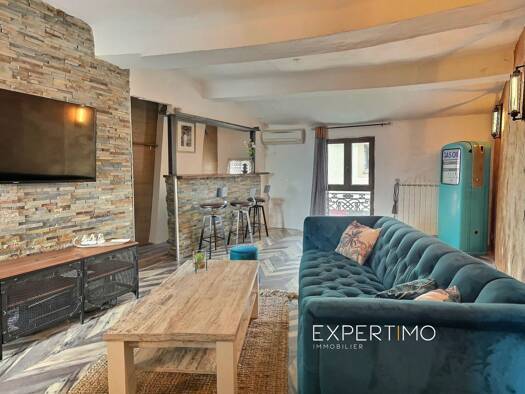 Maison à vendre 220 000 € 6 pièces 2 chambres 132 m² Rians 83560