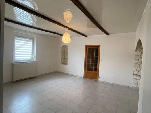 Appartement à vendre 220 000 € 4 pièces 2 chambres 85 m² Étage 1/2 Ottange 57840