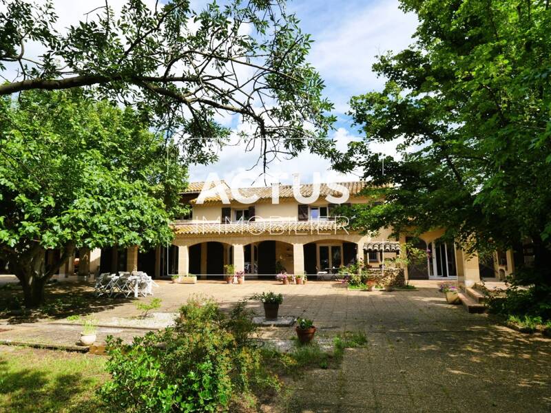 Maison à vendre, 255m², SALON DE PROVENCE