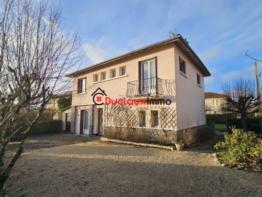 Maison à vendre 106 990 € 5 pièces 3 chambres 123 m² Saint-Paul-des-Landes 15250