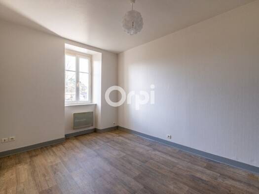 Appartement à louer 305 € 1 pièce 34 m² 1er étage Rive Droite Aixe-sur-Vienne 87700