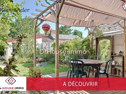 Maison de plain-pied à vendre 170 000 € 3 pièces 2 chambres 50 m² 704 m² de terrain Loire-Cd Saint Pryve Saint Mesmin 45750