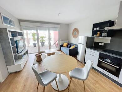 Appartement à louer 690 € 2 pièces 1 chambre 39,3 m² 3ème étage Choisy Anglet 64600
