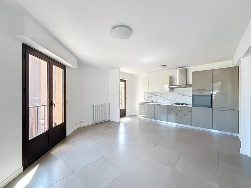 Maison à louer, 43m², CANNES