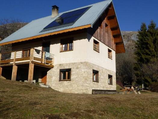 Maison à vendre 399 000 € 4 pièces 3 chambres 110 m² 1 470 m² de terrain Jarrier 73300