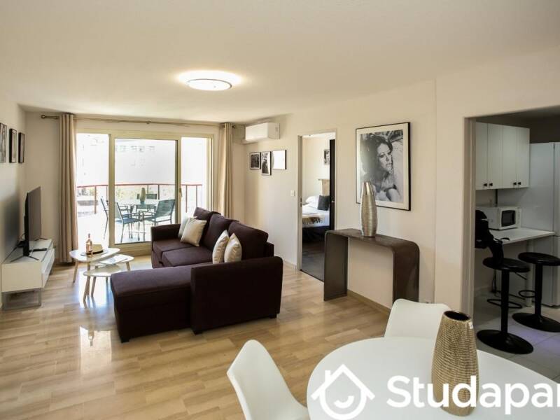 Maison à louer, 55m², CANNES