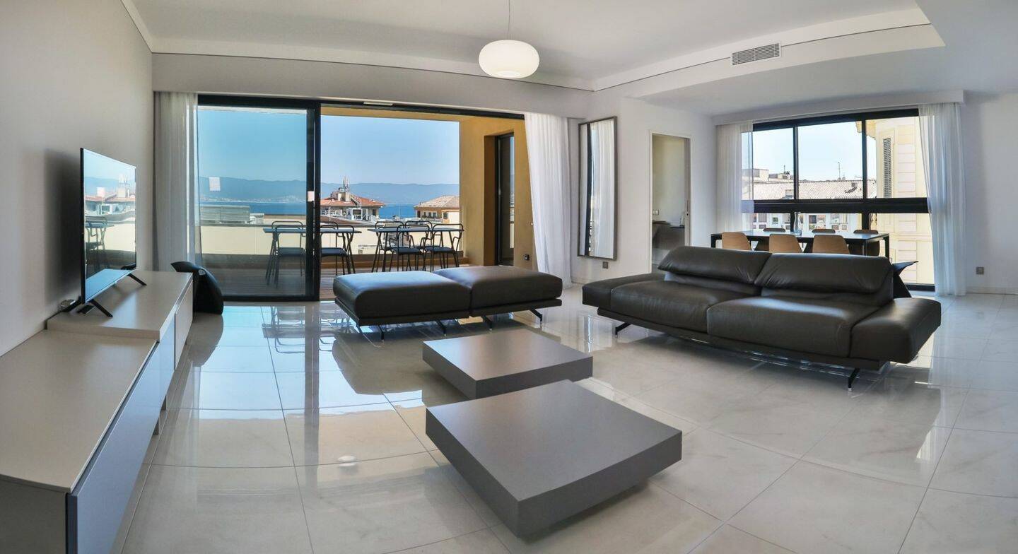 Maison à louer, 112m², AJACCIO