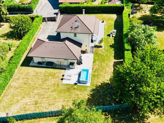 Maison à vendre 685 000 € 7 pièces 4 chambres 147 m² 1 191 m² de terrain Valleiry 74520