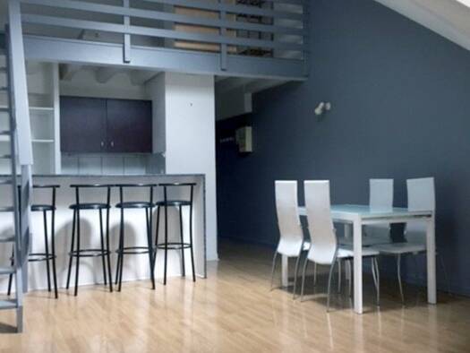 Appartement à louer 591 € 2 pièces 44,6 m² Étage 2/2 dès le 14/04/2026 Centre Ville Chambéry 73000