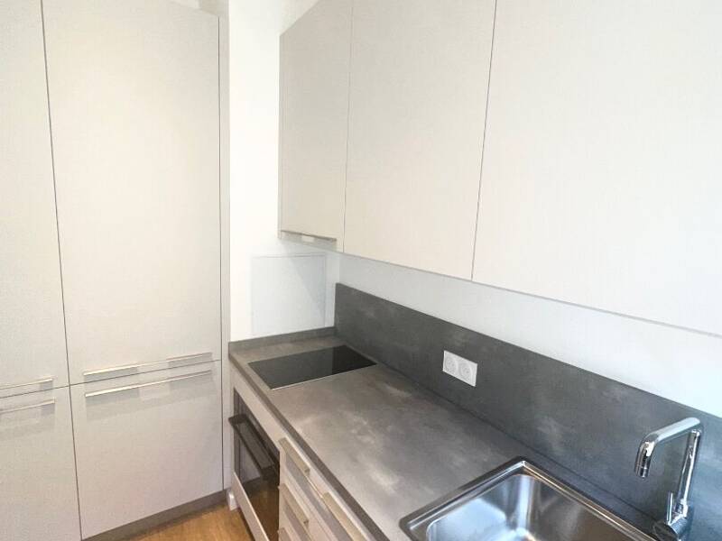 Maison à louer, 32m², PARIS 16E