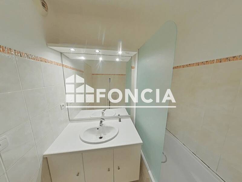 Maison à louer, 64m², TOULON