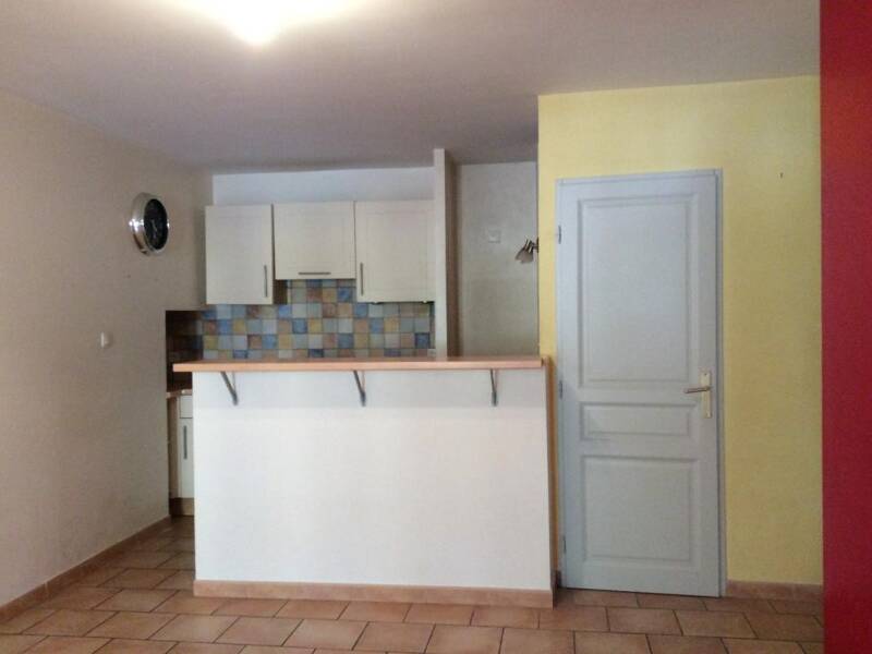 Maison à louer, 60m², SAINT MAXIMIN LA SAINTE BAUME