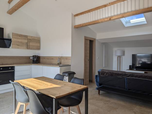 Appartement à vendre 199 000 € 3 pièces 2 chambres 65,6 m² Étage 1/2 Etangs et Plages Marseillan 34340