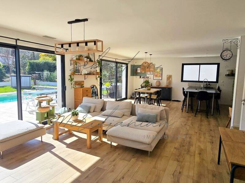 Maison à vendre, 157m², LA CRAU