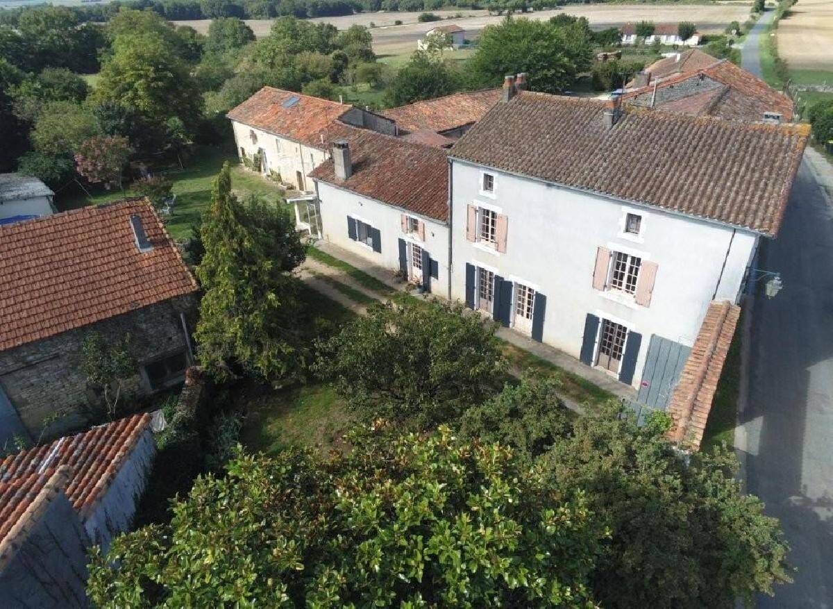 Maison à vendre, 315m², VILLEFAGNAN