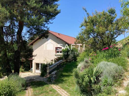 Maison à vendre 295 000 € 4 pièces 2 chambres 160 m² 1 785 m² de terrain La Salle-en-Beaumont 38350