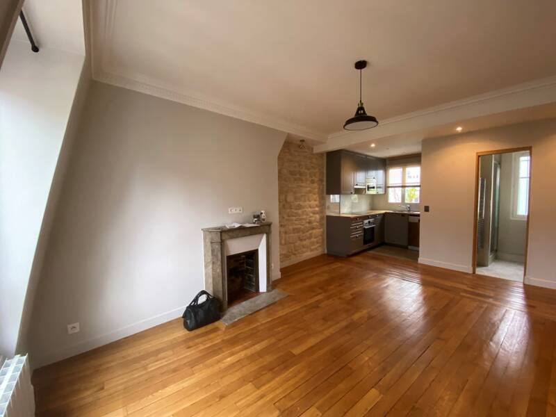 Maison à louer, 42m², PARIS 18E