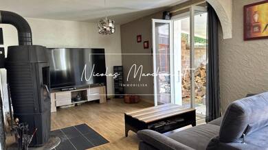 Maison à vendre 289 000 € 6 pièces 4 chambres 175 m² 2 000 m² de terrain Agen-d'Aveyron 12630