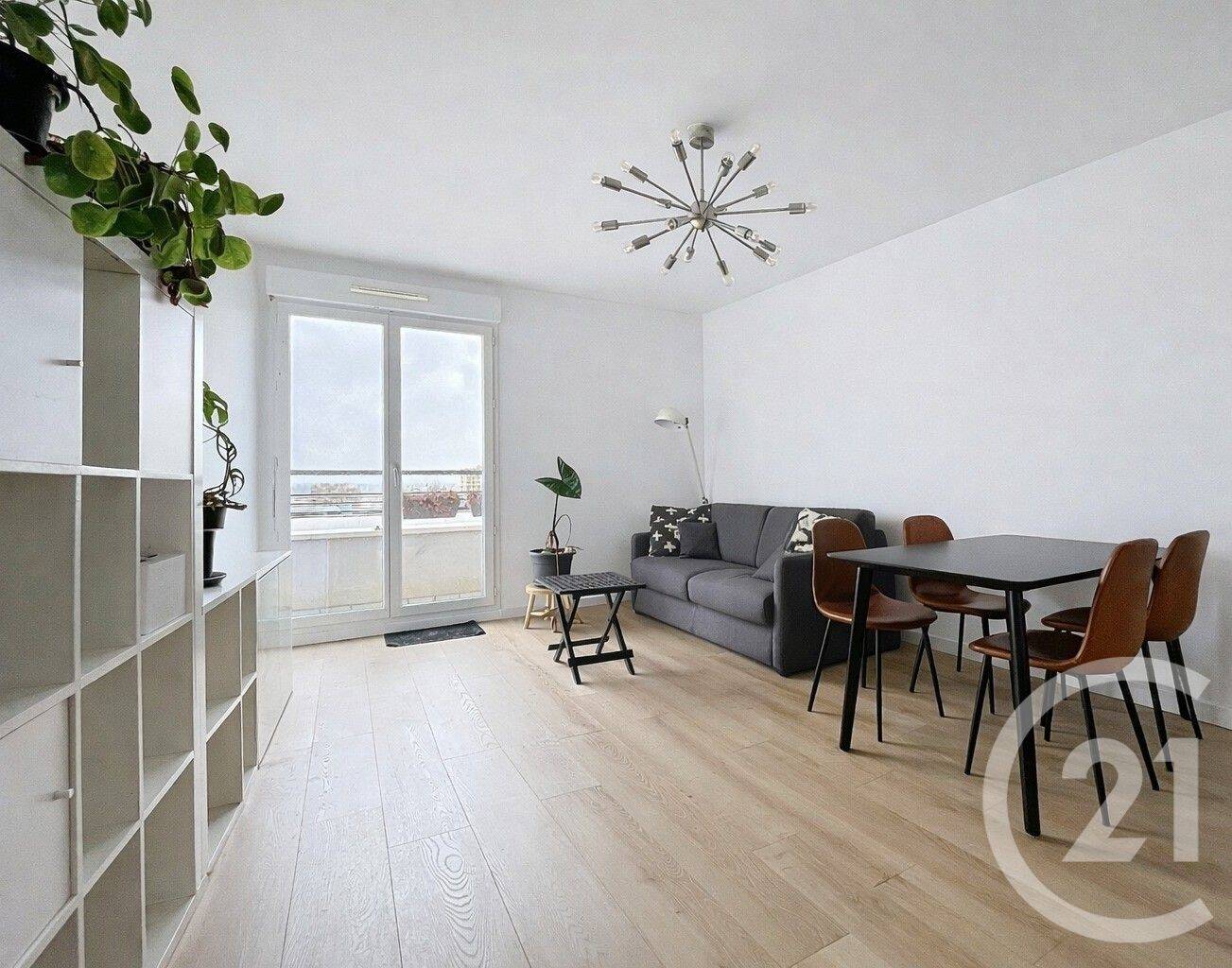 Maison à louer, 37m², NANTERRE
