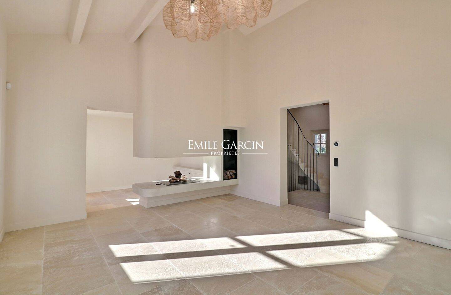 Maison à vendre, 300m², FONTVIEILLE