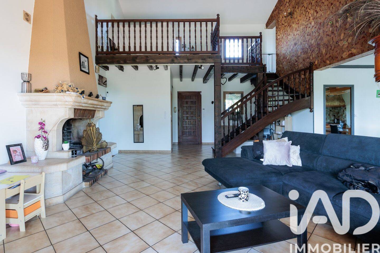 Maison à vendre, 171m², SAINT GENIS LES OLLIERES