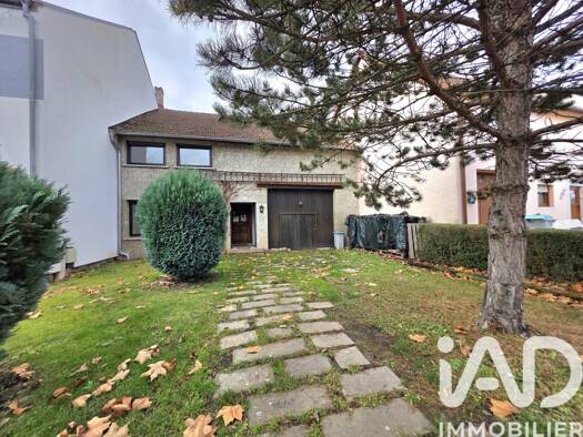Maison de plain-pied à vendre 212 000 € 7 pièces 6 chambres 229 m² 3 949 m² de terrain Willerwald 57430