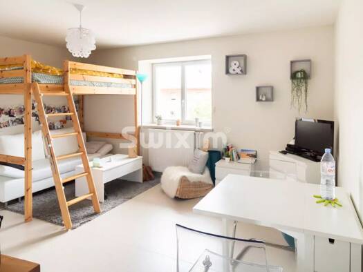 Appartement à louer 430 € 2 pièces 1 chambre 27,8 m² Étage 2/2 Saint-Laurent-en-Grandvaux 39150