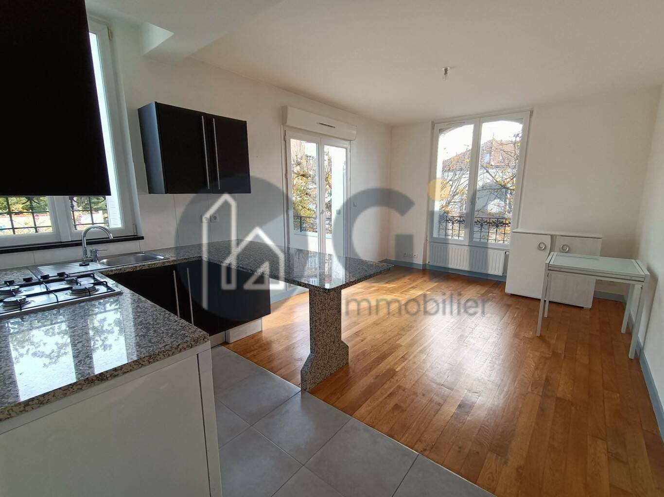 Maison à louer, 45m², SAINT MAUR DES FOSSES