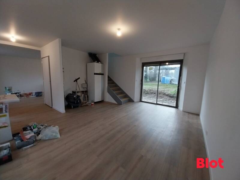 Maison à louer, 80m², CHARTRES DE BRETAGNE