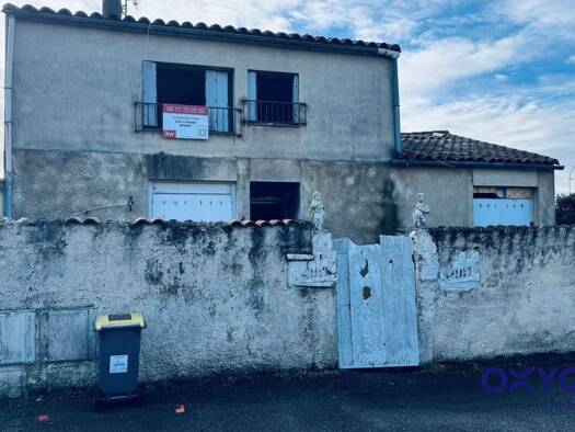 Villa à vendre 51 000 € 5 pièces 1 chambre 80 m² Ouest Trèbes 11800