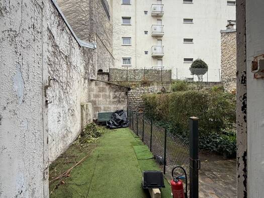 Appartement à vendre 270 000 € 2 pièces 1 chambre 32 m² RDC/4 Jean Moulin-Porte d'Orléans Paris 14ème arrondissement 75014