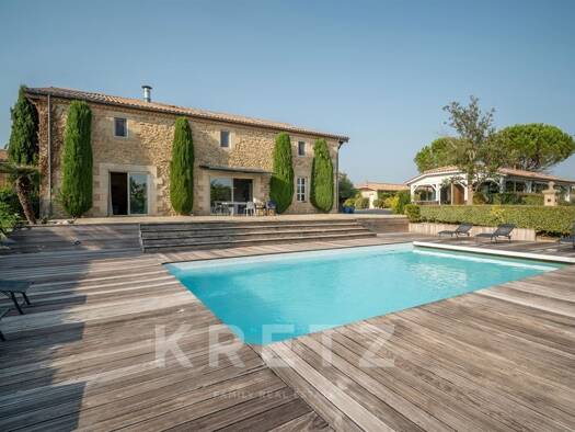 Demeure à vendre 1 990 000 € 12 pièces 6 chambres 550 m² 34 113 m² de terrain Langon 33210