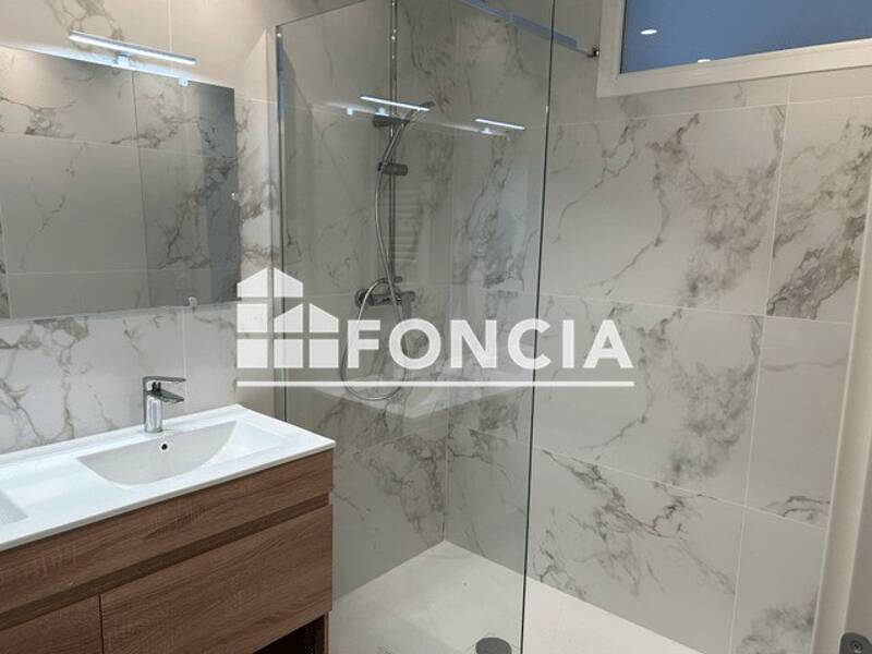 Maison à louer, 51m², NICE