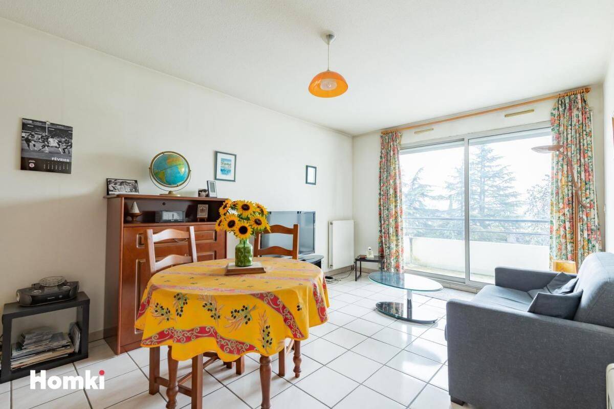 Appartement T2 de 51 m² à Toulouse 31500, Avenue Raymond Naves — 1