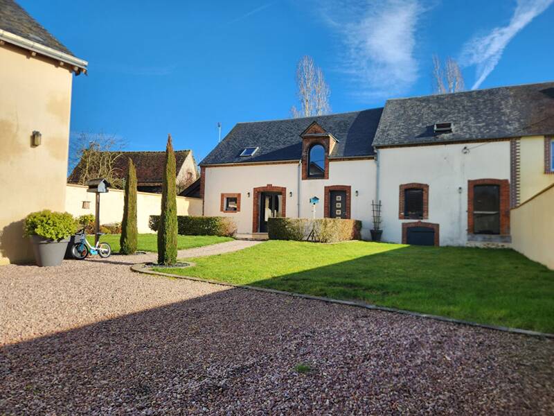 Maison à vendre, 151m², TREMBLAY LES VILLAGES