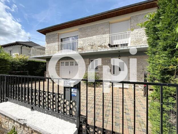 Maison à vendre 247 500 € 4 pièces 3 chambres 125 m² 442 m² de terrain Centre Malemort 19360