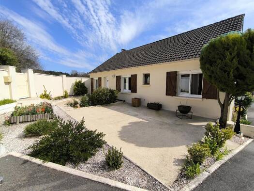 Maison de plain-pied à vendre 289 000 € 4 pièces 3 chambres 97 m² 944 m² de terrain Milly la Foret 91490