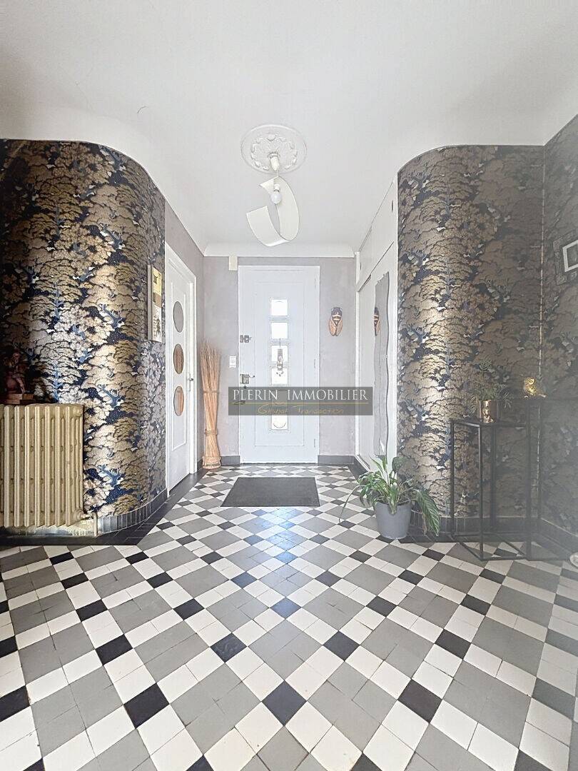 Maison à vendre, 175m², MONTFORT SUR MEU
